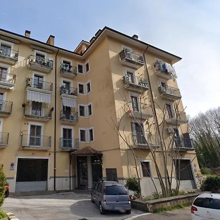 Lungofiume ゲストハウス