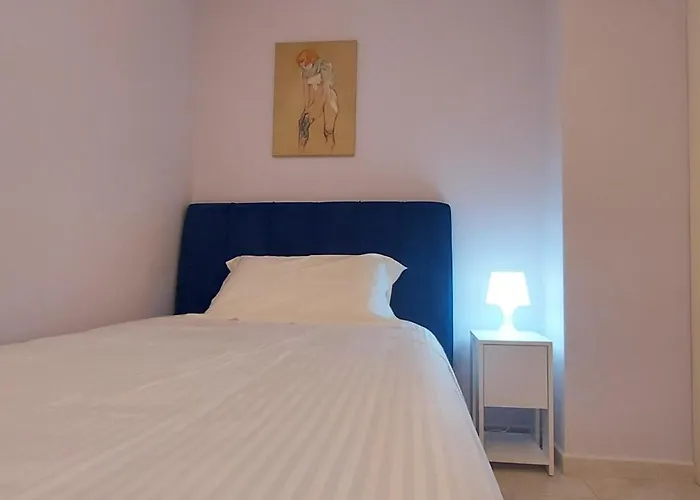 Lungofiume Pensión 4*